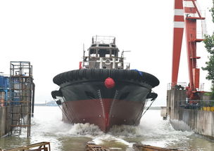 創(chuàng)新工藝顯神威，鎮(zhèn)江船廠3676kw全回轉(zhuǎn)拖船成功采用氣囊下水